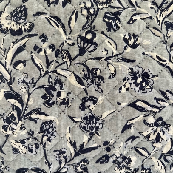 Vera Bradley Light Blue and Navy Quilted Floral Tote with Zip Pouch - Picture 4 of 14